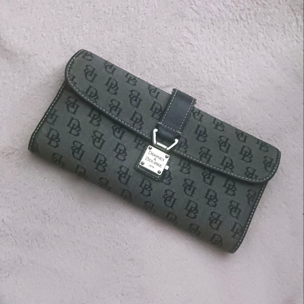 🦆 D&B Wallet